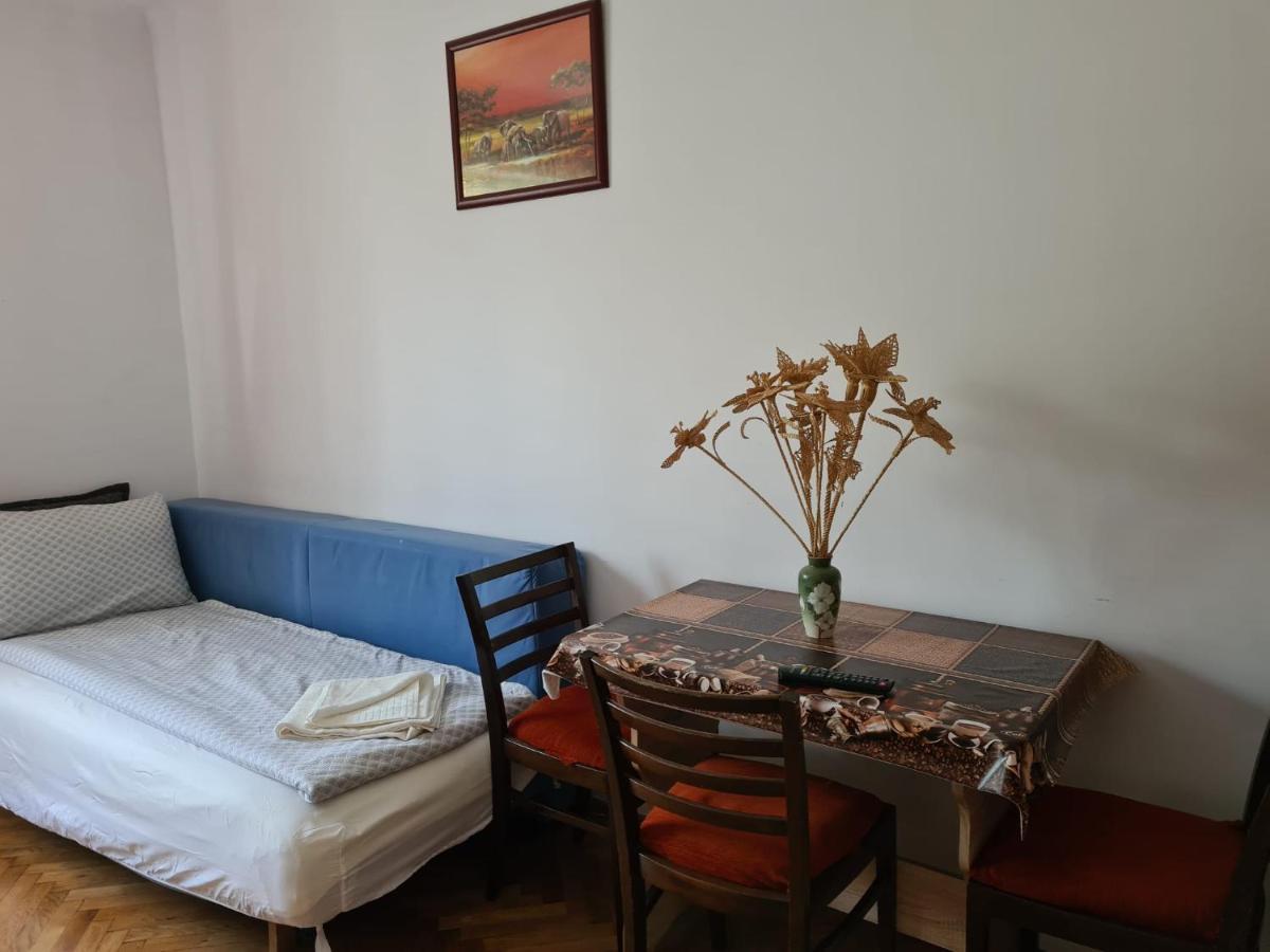 Sfântu-Gheorghe Sepsi-Szek酒店 外观 照片